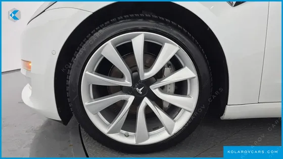 TESLA MODEL 3 LONG RANGE AWD