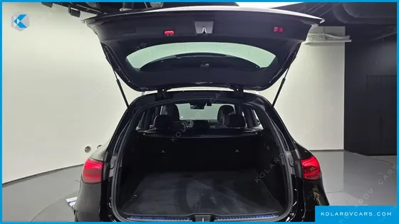 MERCEDES GLC-CLASS GLC300 4MATIC AMG LINE