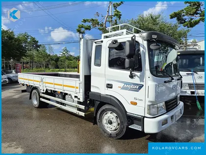HYUNDAI MEGA TRUCK GOLD