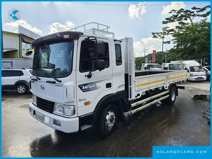 HYUNDAI MEGA TRUCK GOLD