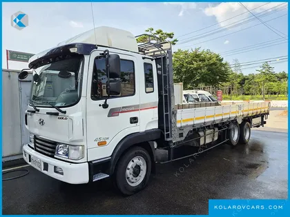 HYUNDAI MEGA TRUCK GOLD