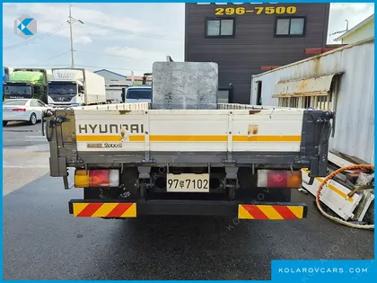 HYUNDAI MEGA TRUCK GOLD