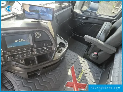 HYUNDAI EXCEED 10X4