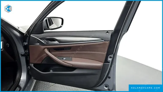 BMW 5 SERIES 523D XDRIVE M SPORT