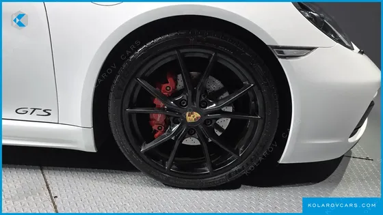 PORSCHE 718 2.5 GTS
