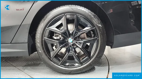 BMW 5 SERIES 520I
