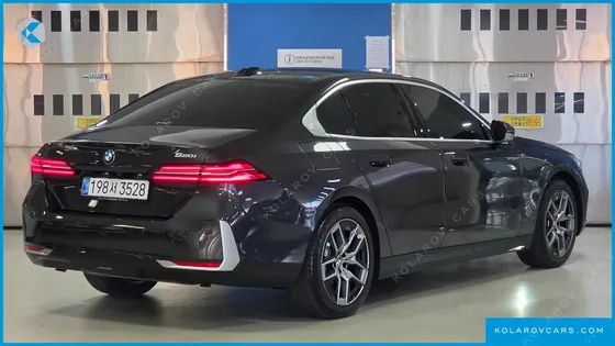 BMW 5 SERIES 520I