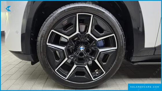 BMW XM 4.4