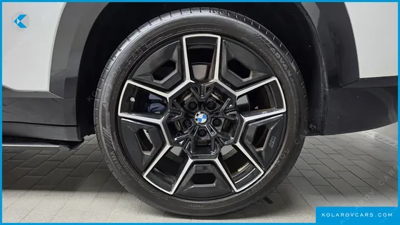 BMW XM 4.4