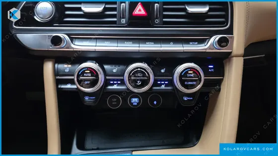 GENESIS G70 GASOLINE 2.0T 4WD