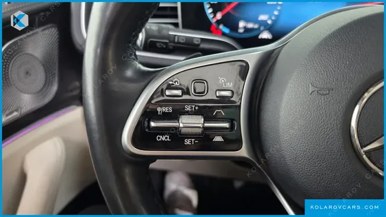 MERCEDES GLE-CLASS GLE300D 4MATIC