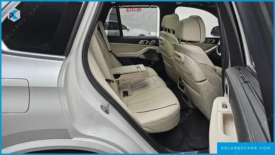 BMW X5 M50D