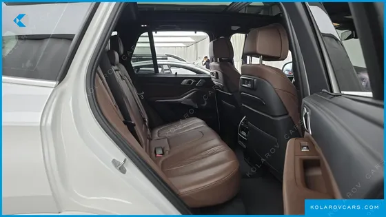 BMW X5 M50I
