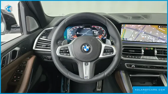 BMW X5 M50I