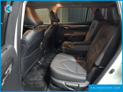 TOYOTA HIGHLANDER 2.5 4WD PLATIMUM