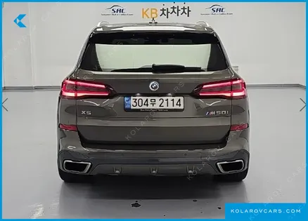 BMW X5 M50I