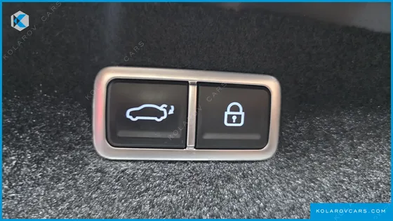 GENESIS G90 GASOLINE 3.5 TURBO AWD