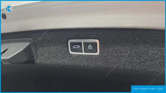 GENESIS G90 GASOLINE 3.5 TURBO AWD