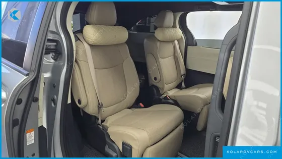 TOYOTA SIENNA 2.5 HYBRID 2WD