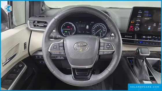 TOYOTA SIENNA 2.5 HYBRID 2WD