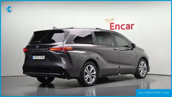 TOYOTA SIENNA 2.5 HYBRID 2WD