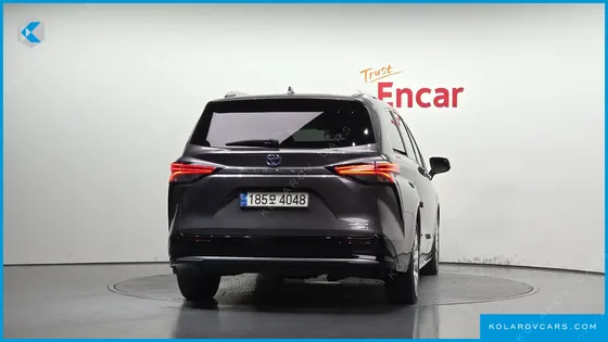 TOYOTA SIENNA 2.5 HYBRID 2WD