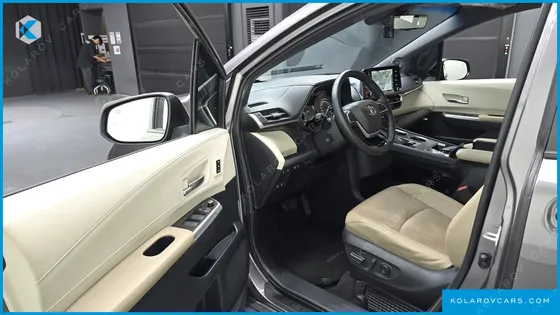 TOYOTA SIENNA 2.5 HYBRID 2WD