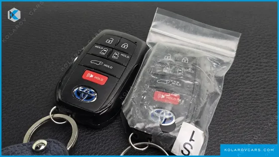 TOYOTA SIENNA 2.5 HYBRID 2WD