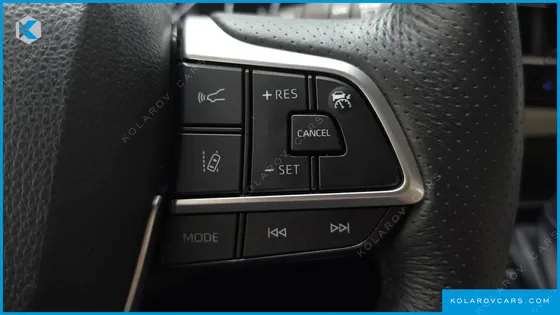 TOYOTA SIENNA 2.5 HYBRID 2WD