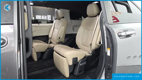 TOYOTA SIENNA 2.5 HYBRID 2WD