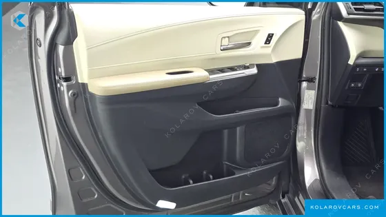 TOYOTA SIENNA 2.5 HYBRID 2WD