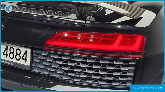 AUDI R8 5.2 V10 PERFORMANCE COUPE