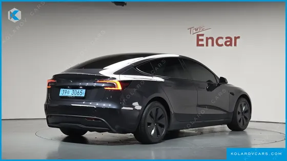 TESLA MODEL 3 RWD