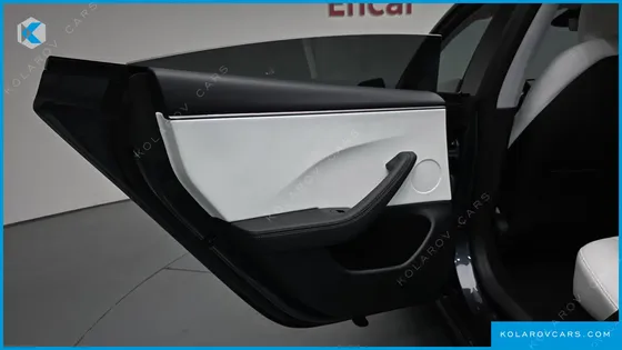 TESLA MODEL 3 RWD