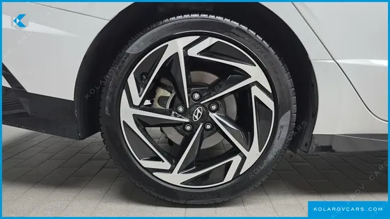 HYUNDAI SONATA INSPIRATION