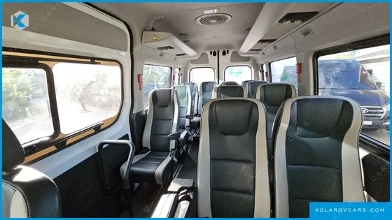 HYUNDAI SOLATI 15-SEATER