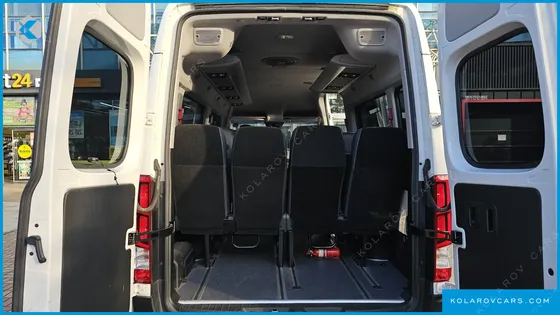 HYUNDAI SOLATI 15-SEATER