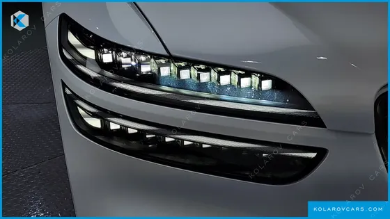 GENESIS GV70 2.5T GASOLINE 2WD