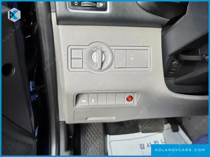 HYUNDAI SOLATI 15-SEATER