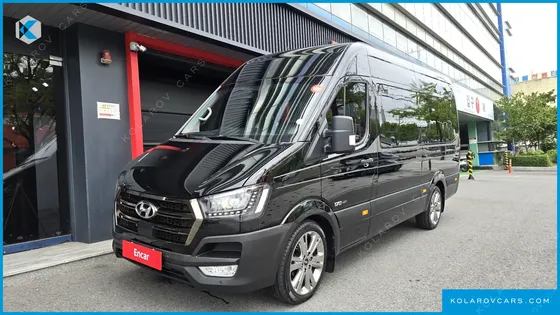 HYUNDAI SOLATI 15-SEATER