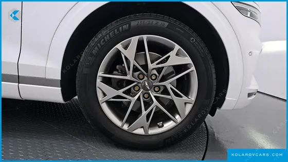 GENESIS GV70 2.5T GASOLINE 2WD