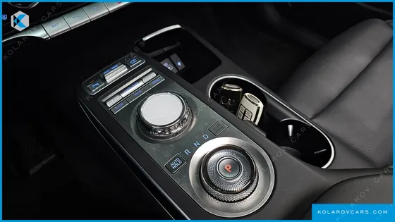 GENESIS GV70 2.5T GASOLINE 2WD