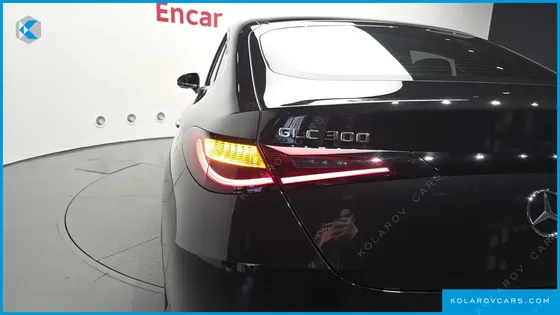 MERCEDES GLC-CLASS GLC300 4MATIC AVNATGARDE COUPE