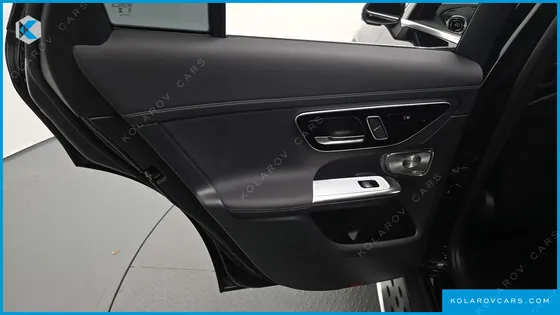 MERCEDES GLC-CLASS GLC300 4MATIC AVNATGARDE COUPE