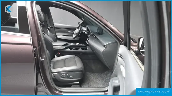 GENESIS GV70 2.5T GASOLINE 2WD