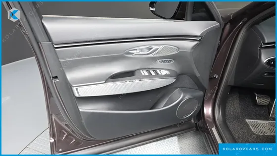 GENESIS GV70 2.5T GASOLINE 2WD
