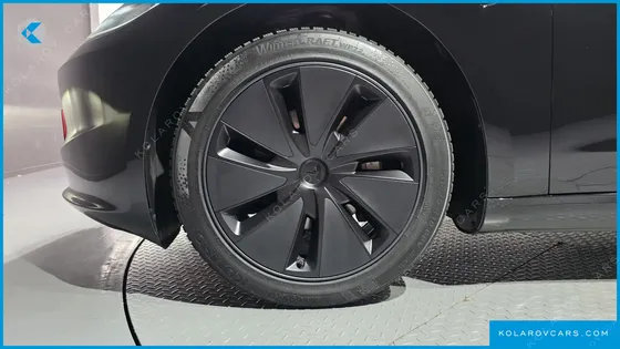 TESLA MODEL 3 RWD