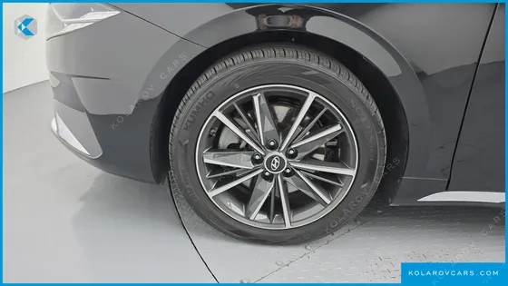 HYUNDAI GRANDEUR 3.3
