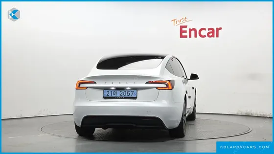 TESLA MODEL 3 RWD