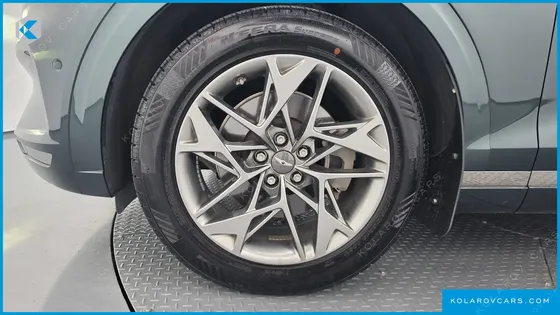GENESIS GV70 2.5T GASOLINE 2WD